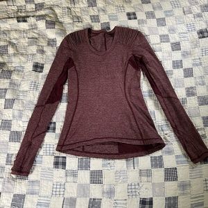 GUC Lululemon maroon striped pullover running top size 6